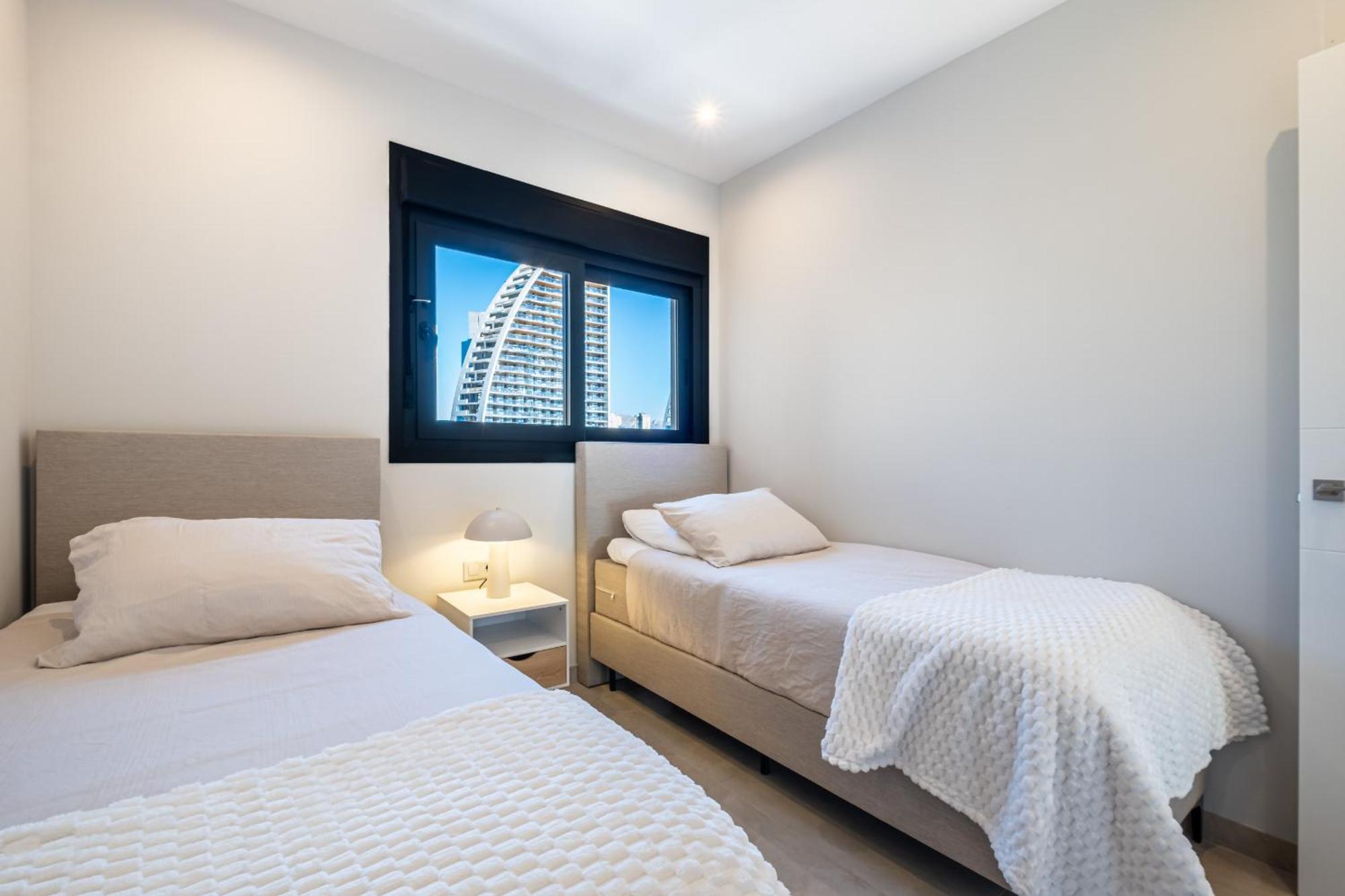 בנידורם Sunset Cliffs Deluxe Apartment 6133 Poniente Beach מראה חיצוני תמונה