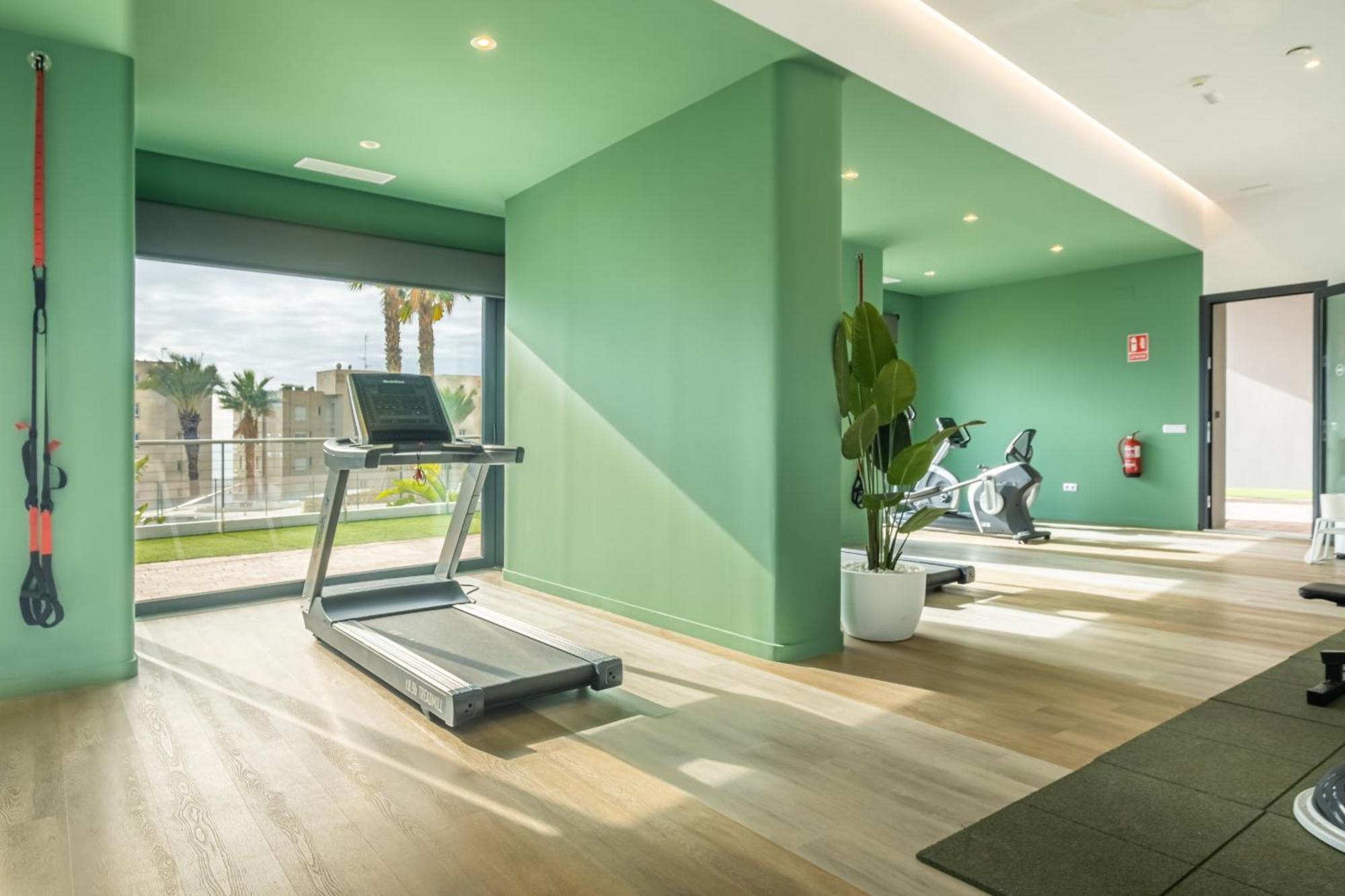 בנידורם Sunset Cliffs Deluxe Apartment 6133 Poniente Beach מראה חיצוני תמונה