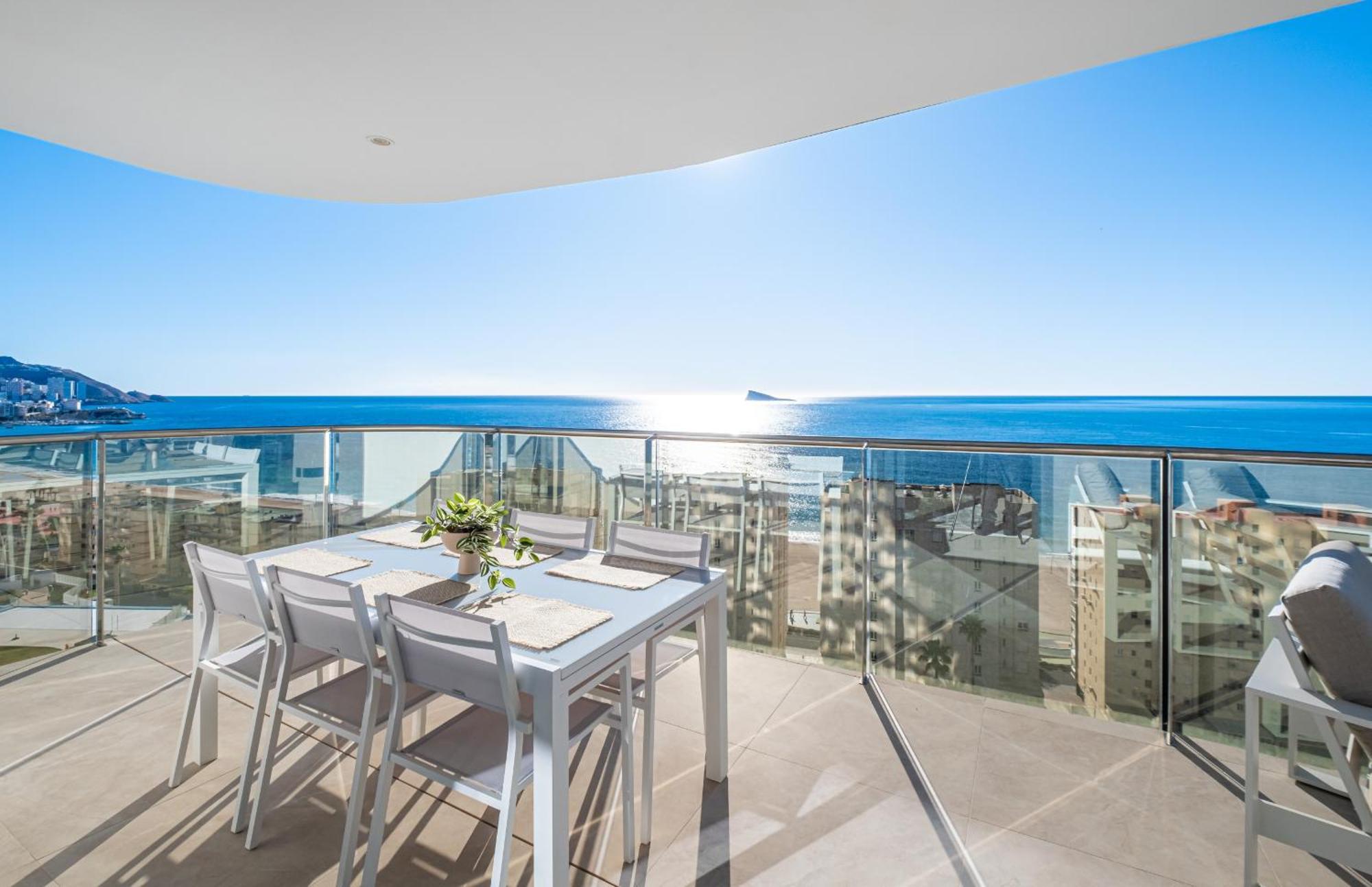 בנידורם Sunset Cliffs Deluxe Apartment 6133 Poniente Beach מראה חיצוני תמונה